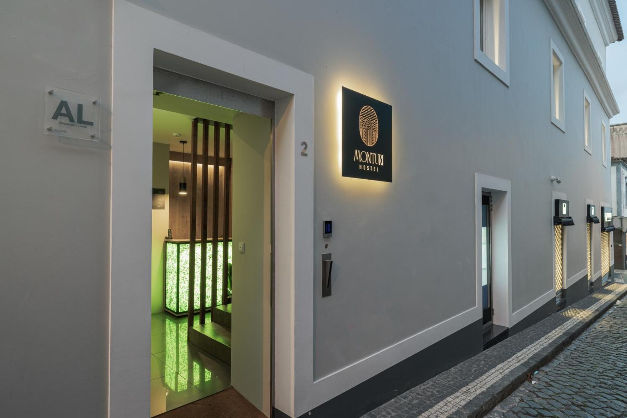 Ponta Delgada Monturi Hostel מראה חיצוני תמונה