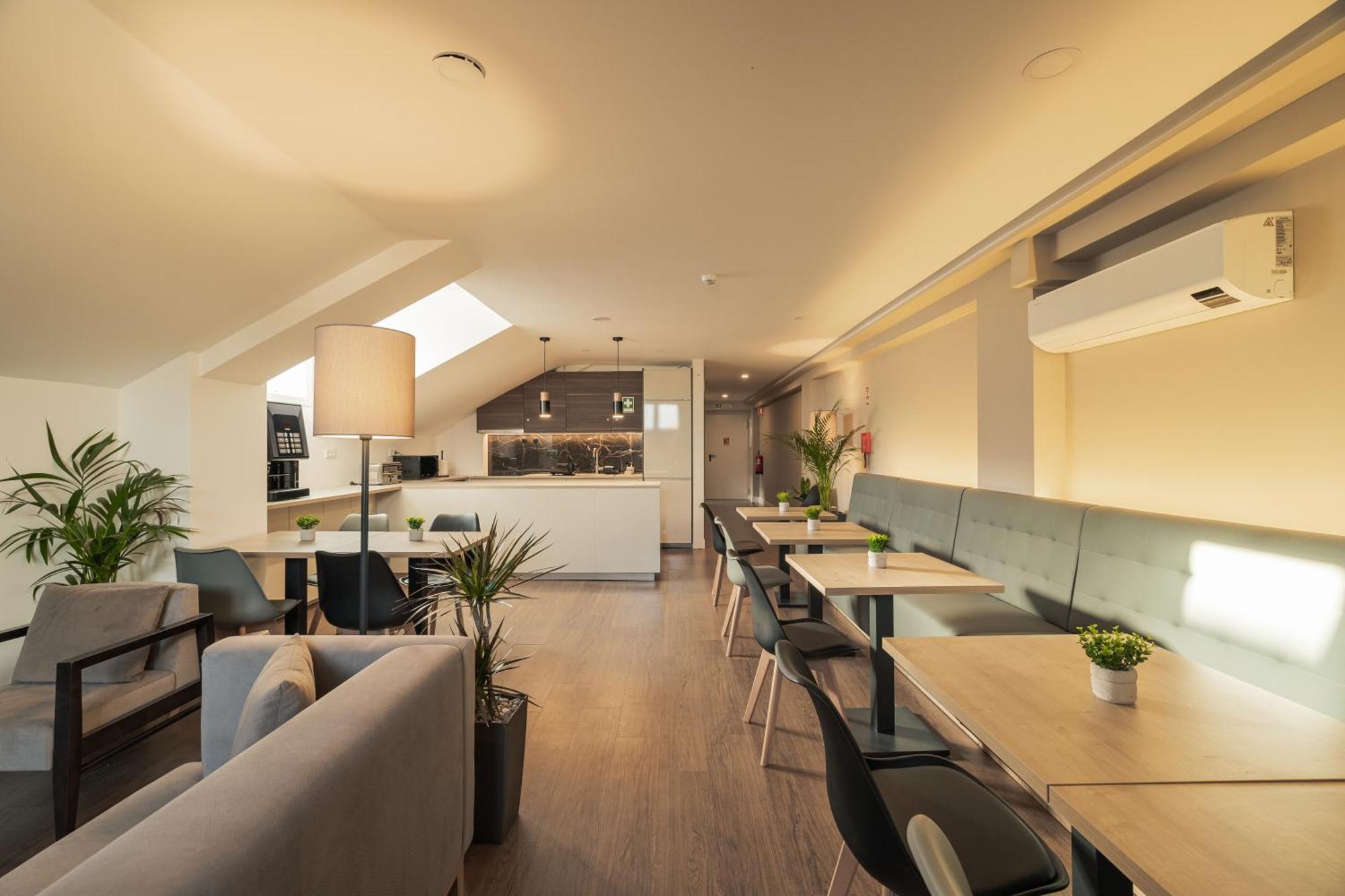 Ponta Delgada Monturi Hostel מראה חיצוני תמונה